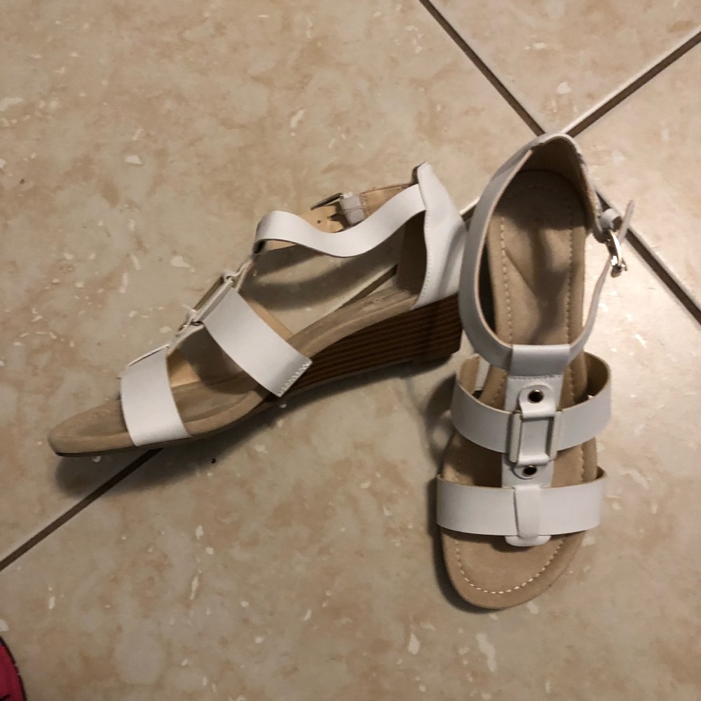 St John’s Bay Sandals